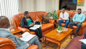 PM Roosevelt Skerrit meets Leader of Opposition Jesma Paul, discusses project ideas for Salisbury (Image Courtesy: Facebook)